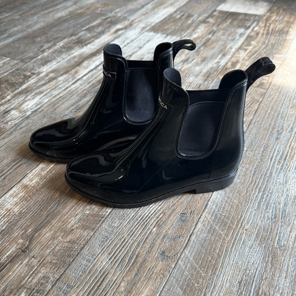 NAUTICA CLIFF PORT ANKLE RAIN BOOTS - Size 8 Women's - Classic Black